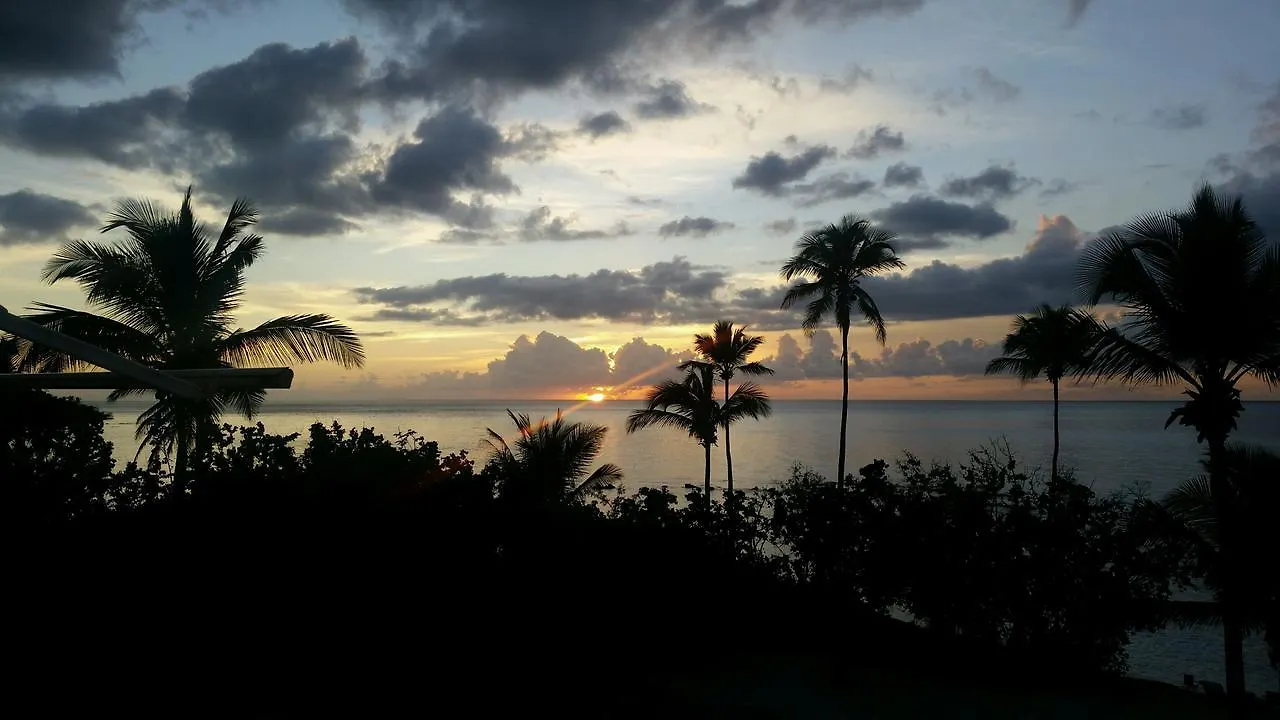 Golf Y Playa En Deportivo De Cabo Rojo Apartment